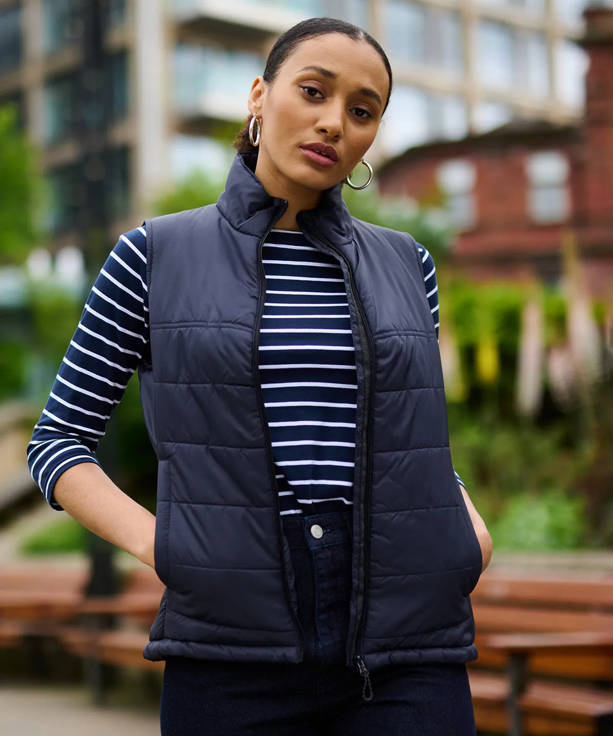 Black - Women's Stage II insulated bodywarmer