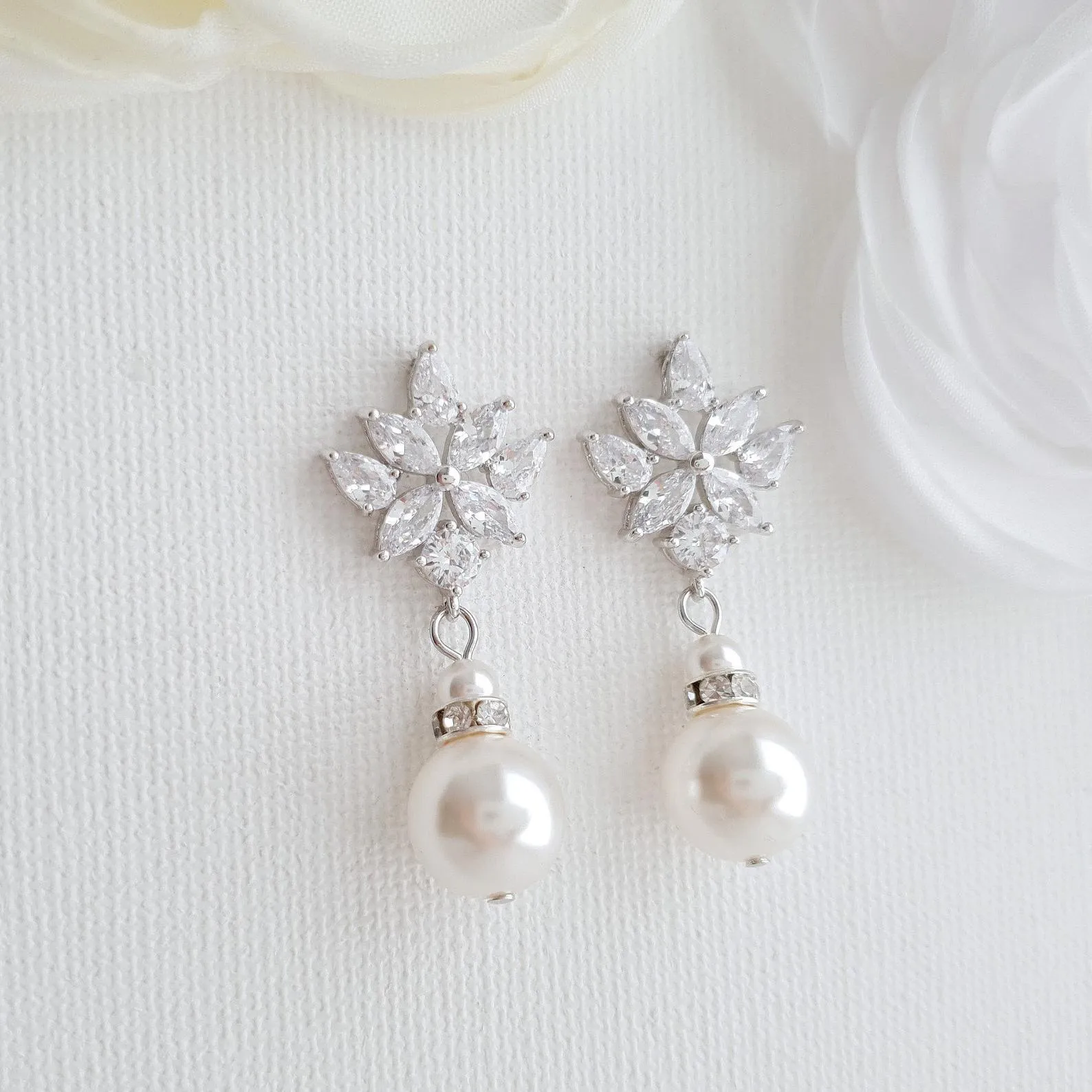 Bridal Drop Earrings Gold With Round Pearls- Rosa