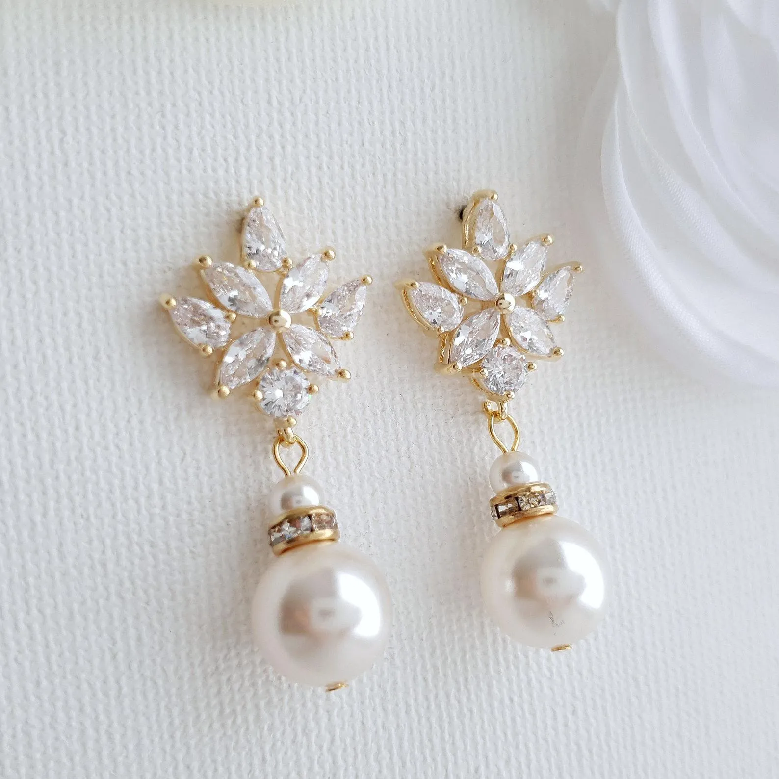 Bridal Drop Earrings Gold With Round Pearls- Rosa