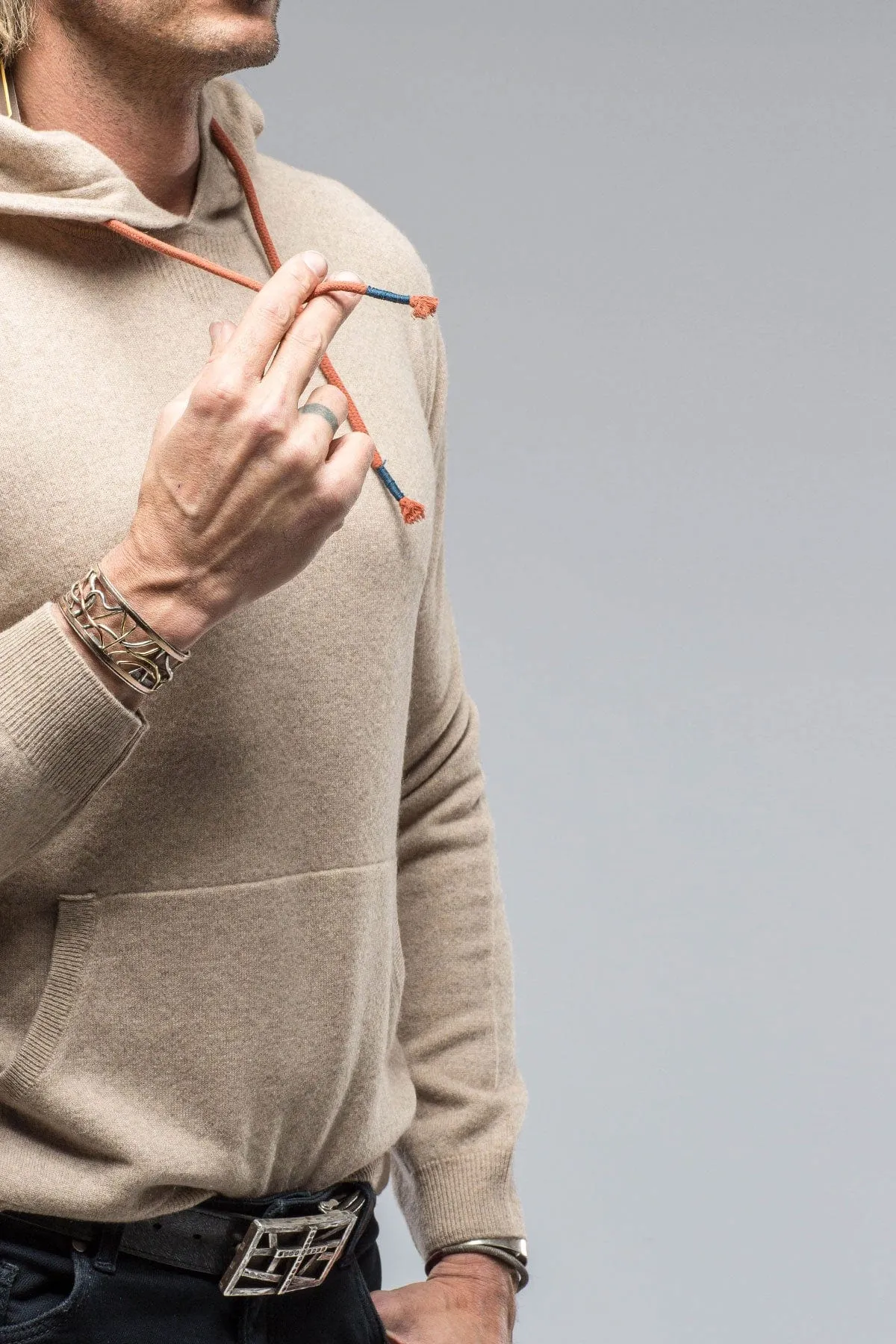 Florio Hooded Cashmere Sweater in Sand