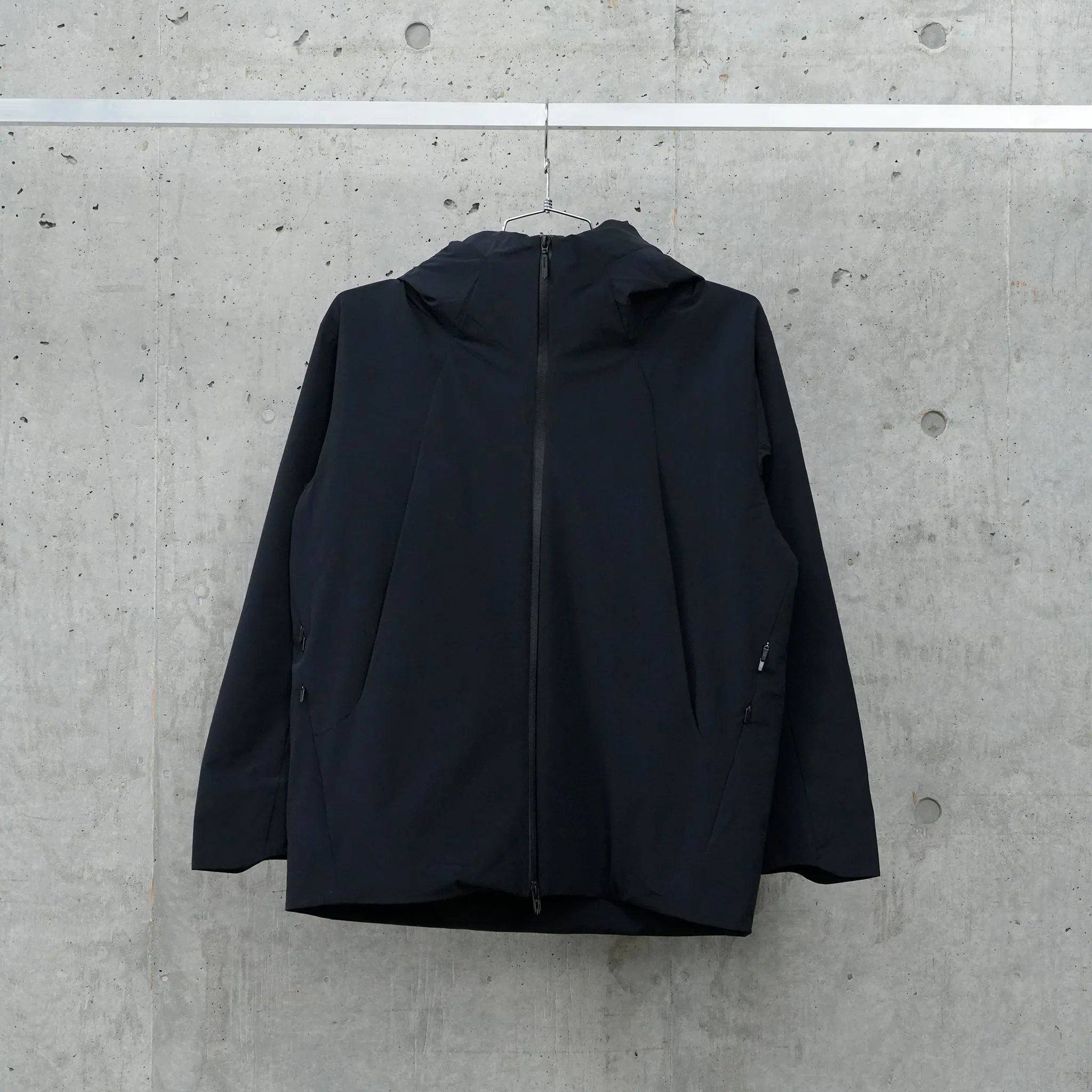 INSULATED ACTIVE JACKET / BK00