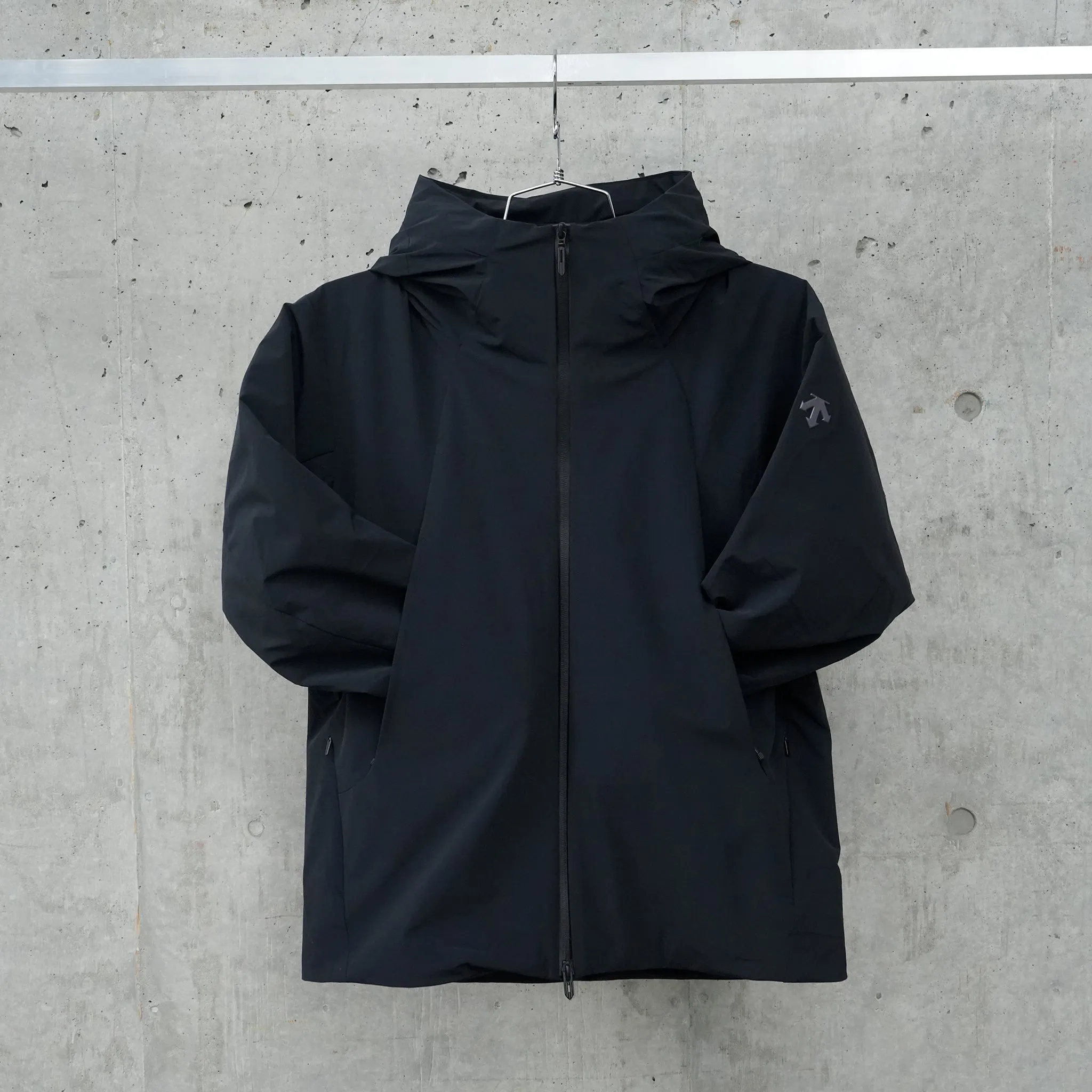 INSULATED ACTIVE JACKET / BK00