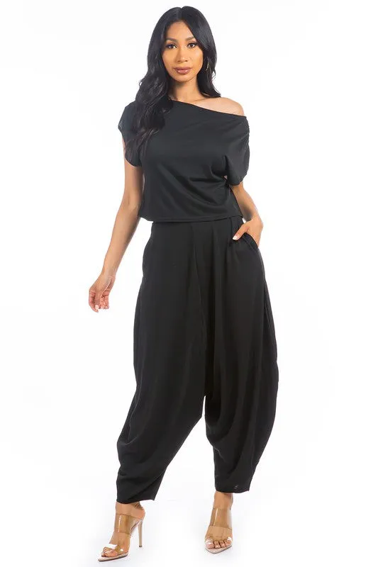 Sleek & Chic: Black 2-Piece Pant Set